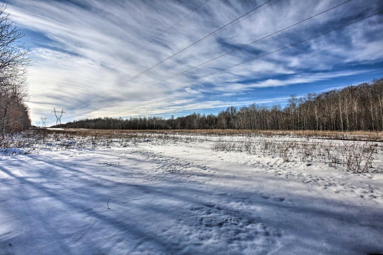 Lakes Of The North Home On Snowmobile And Atv Trail! Mancelona Buitenkant foto
